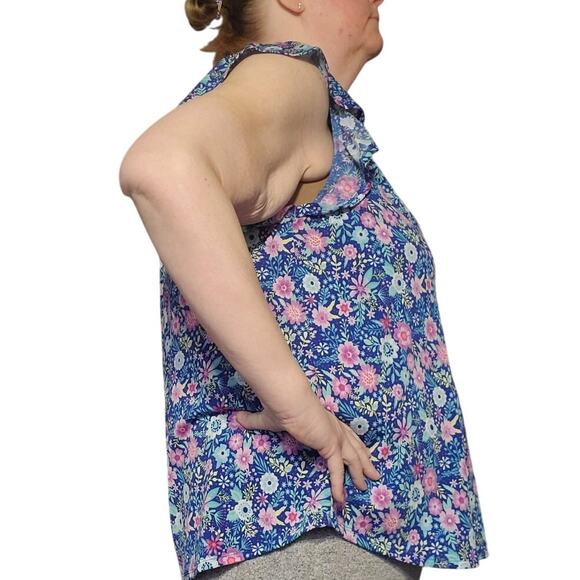 New Dear Scarlett 1X/2X (tight 2X) Lizzy Blue Floral Top Ruffle Flutter Sleeves - Picture 2 of 7
